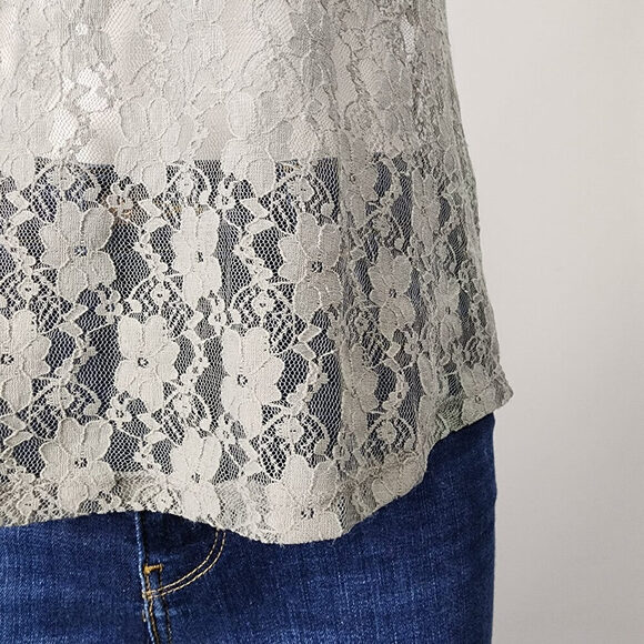 Olive Green Lace Sleeveless Top Size S - Picture 3 of 7